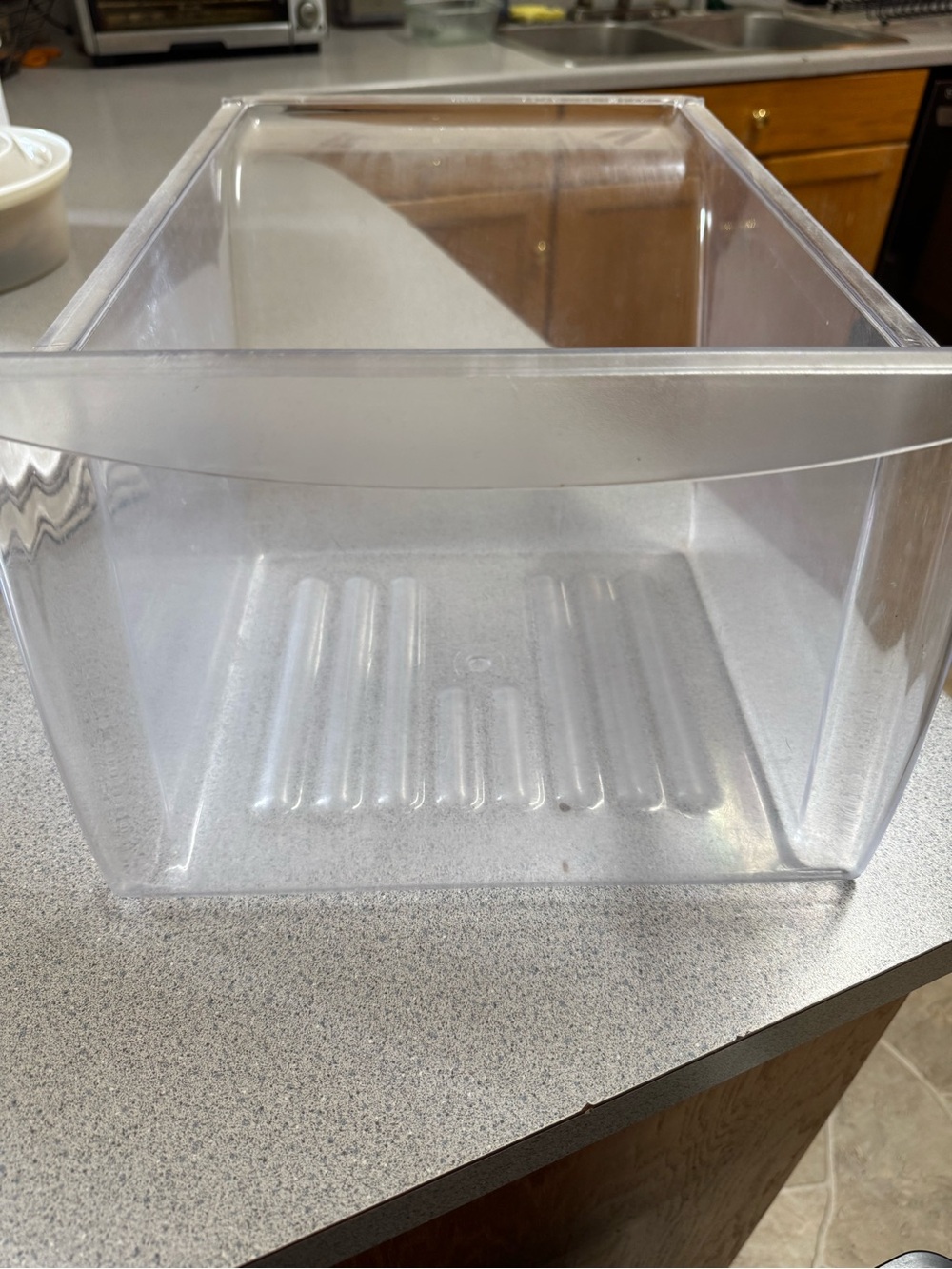 Clear Refrigerator Crisper drawer #2403371 cav no 5